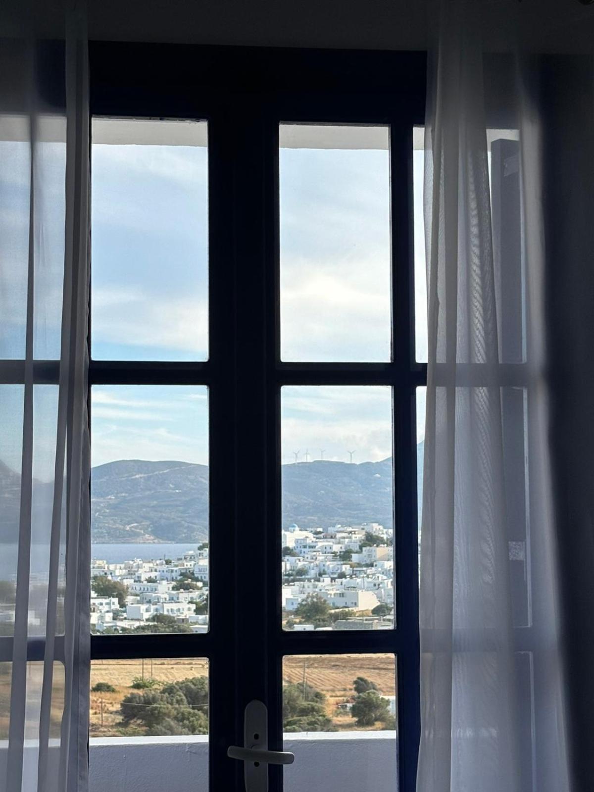 Kapetan Giannis Hotel Adamantas  ภายนอก รูปภาพ
