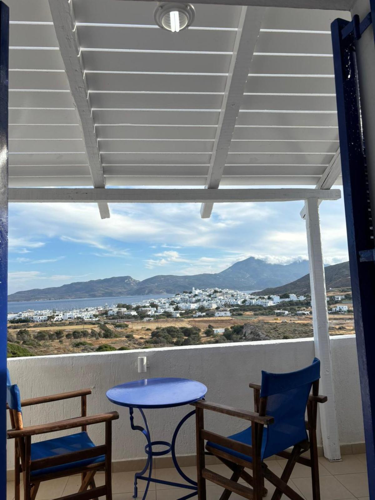 Kapetan Giannis Hotel Adamantas  ภายนอก รูปภาพ